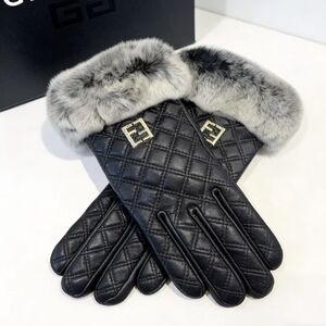 <AUTHENTIC>Givenchy Black Quilted Fur Trim Gloves